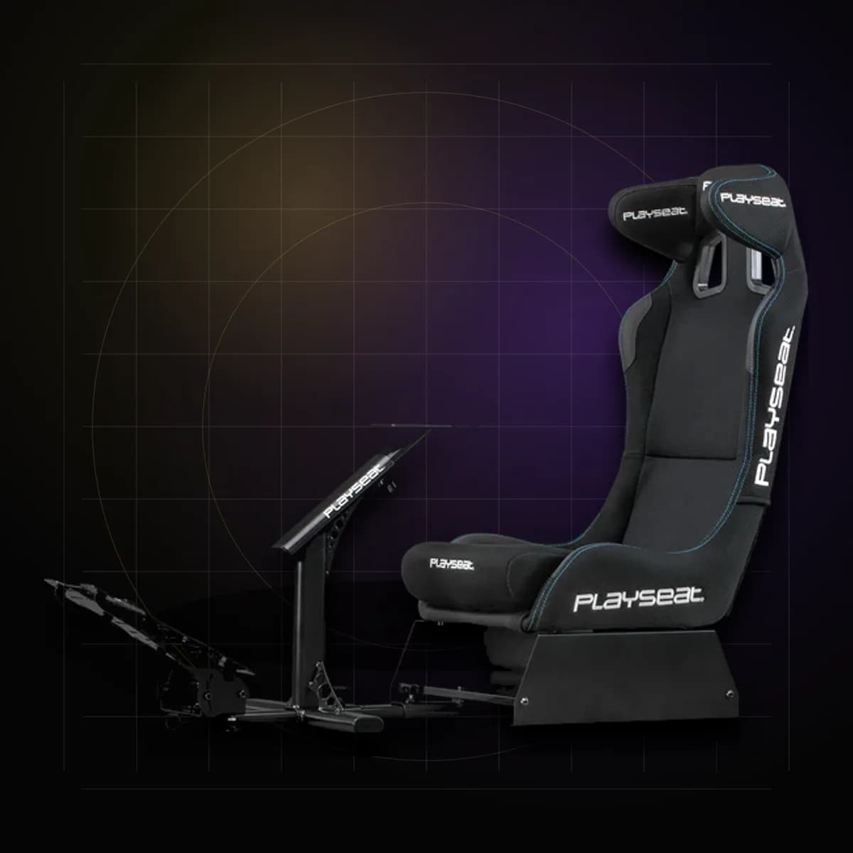 Playseat Evolution Pro на тёмном фоне CVR Market